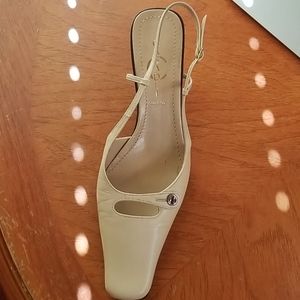 Ladies Shoes